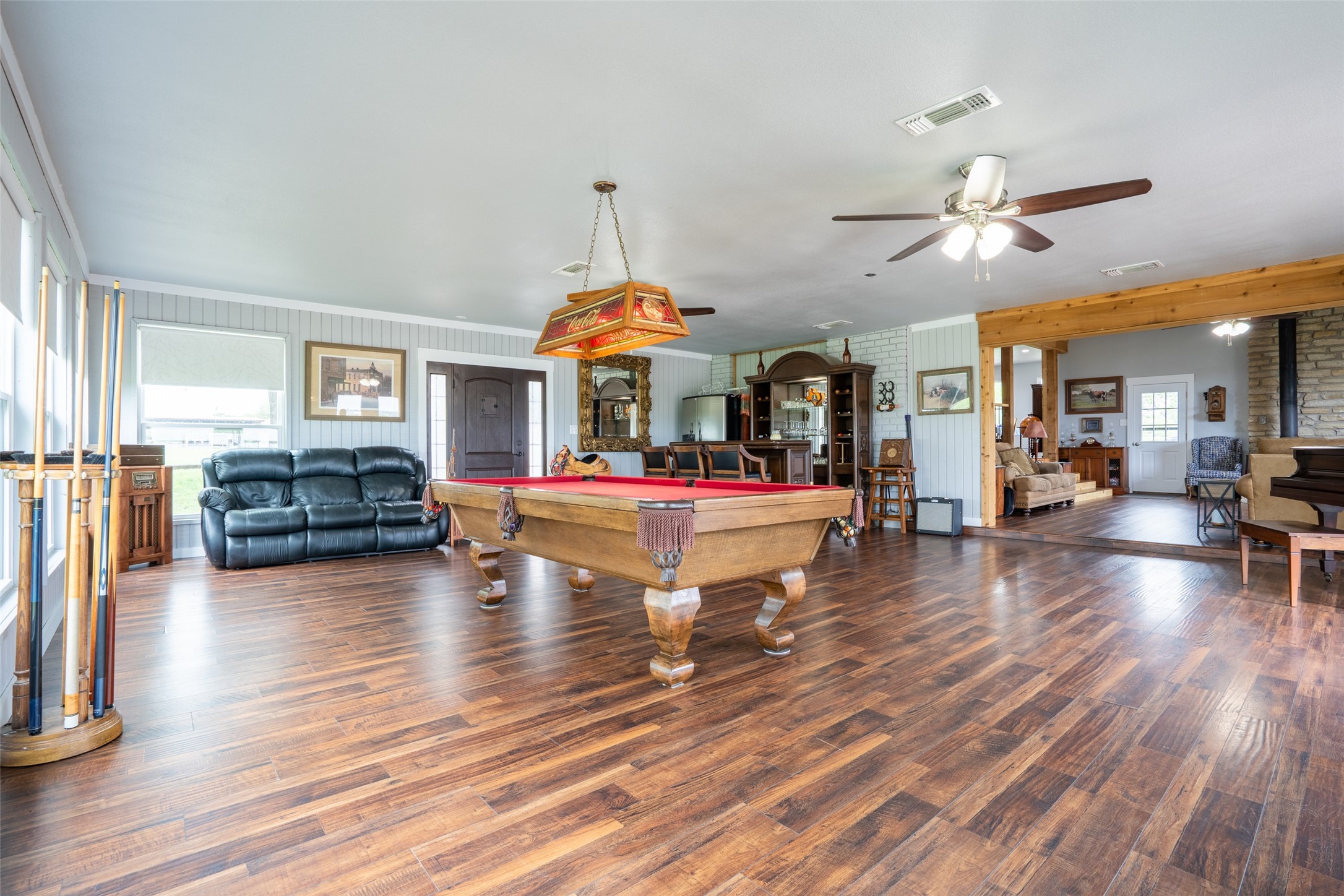 1766 Cr 424 Stephenville TX 76401