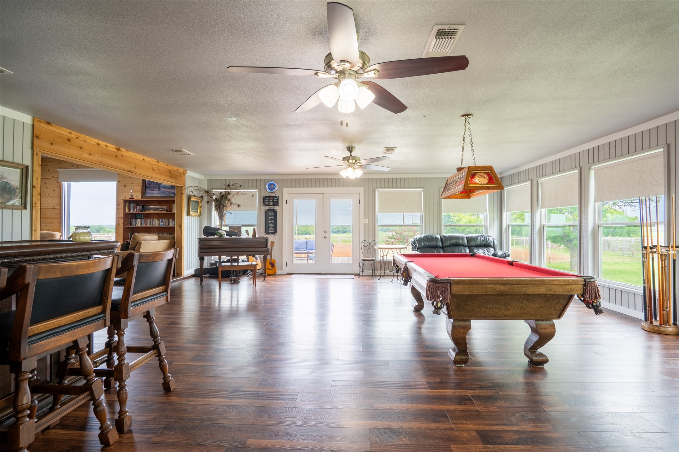 1766 Cr 424 Stephenville TX 76401