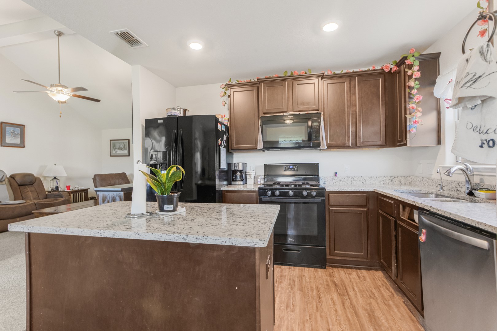 4313 Cat Tail Way Forney TX 75126