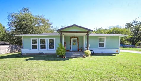 605 S 3rd Street Grandview TX 76050