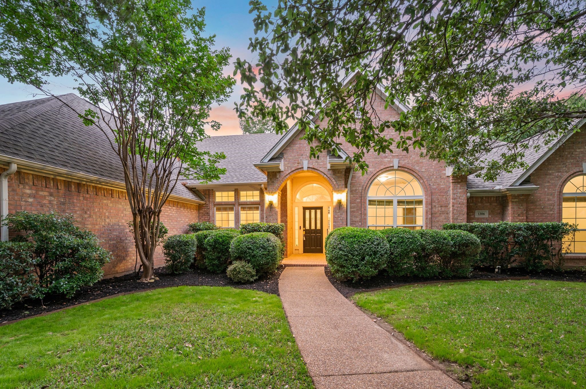 1306 Normandy Drive Southlake TX 76092