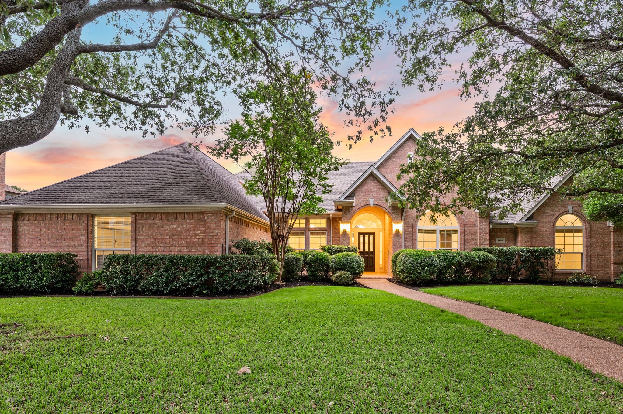 1306 Normandy Drive Southlake TX 76092