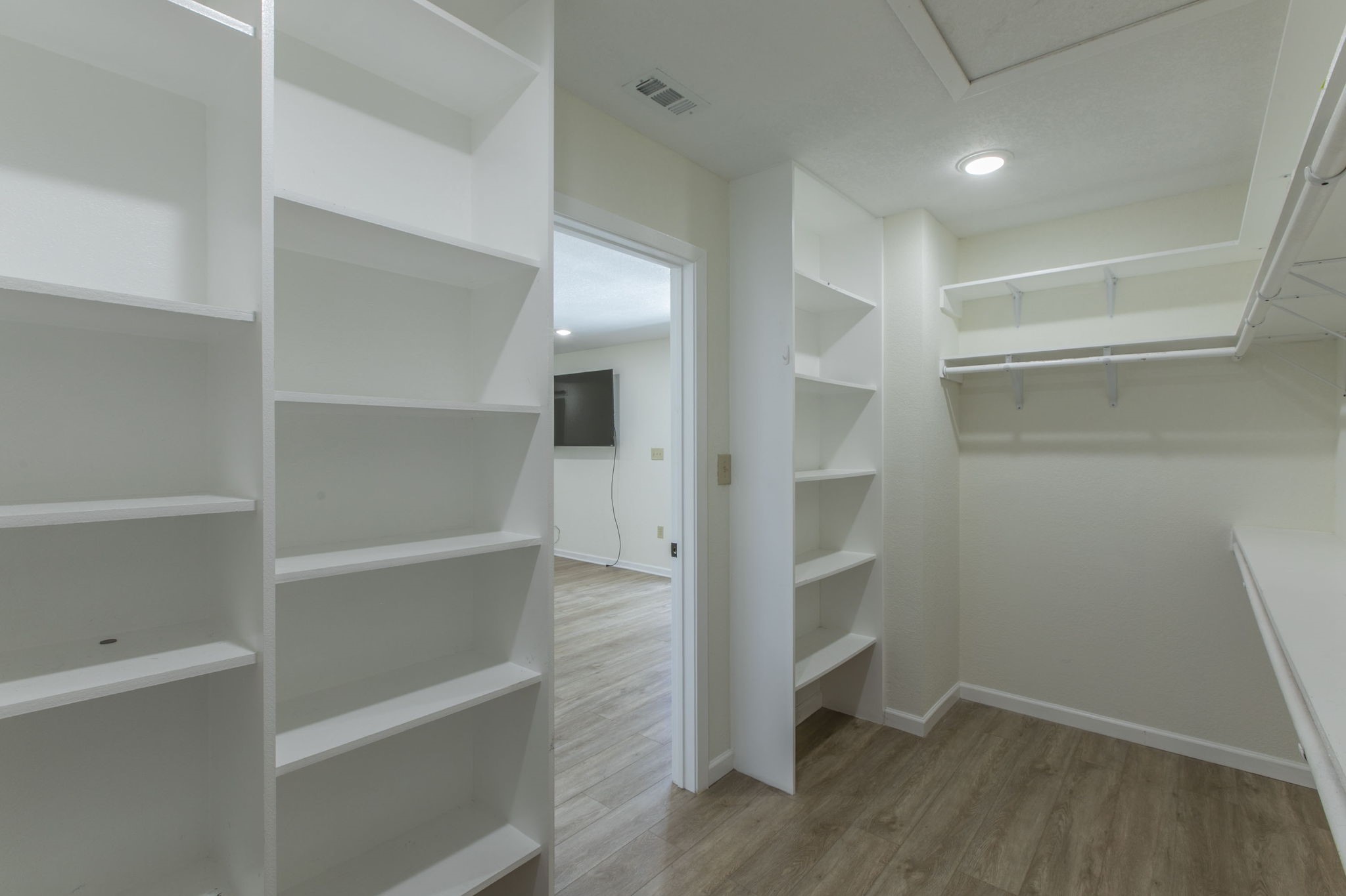 14007 Harbor Drive Woodway TX 76712