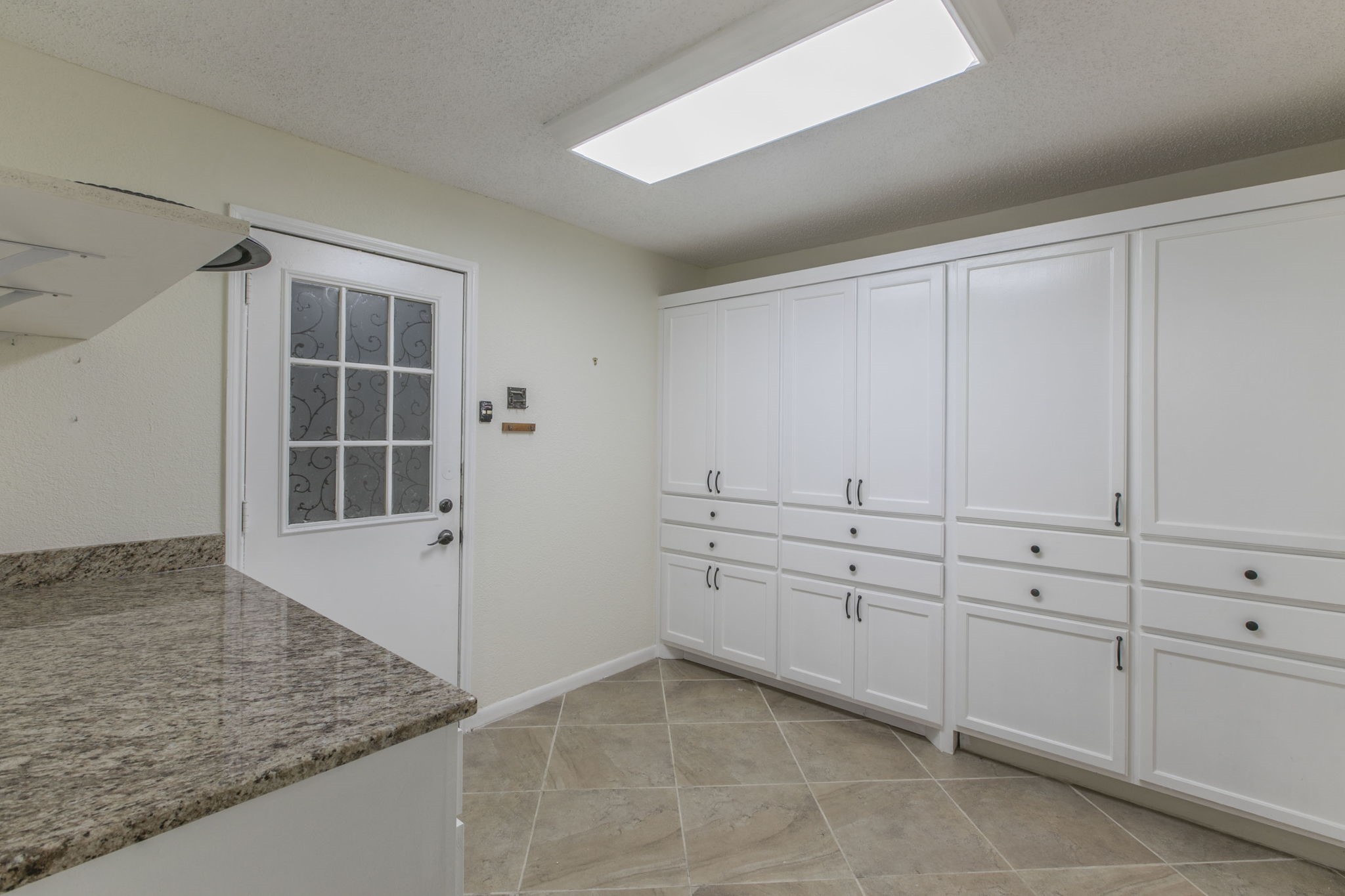 14007 Harbor Drive Woodway TX 76712
