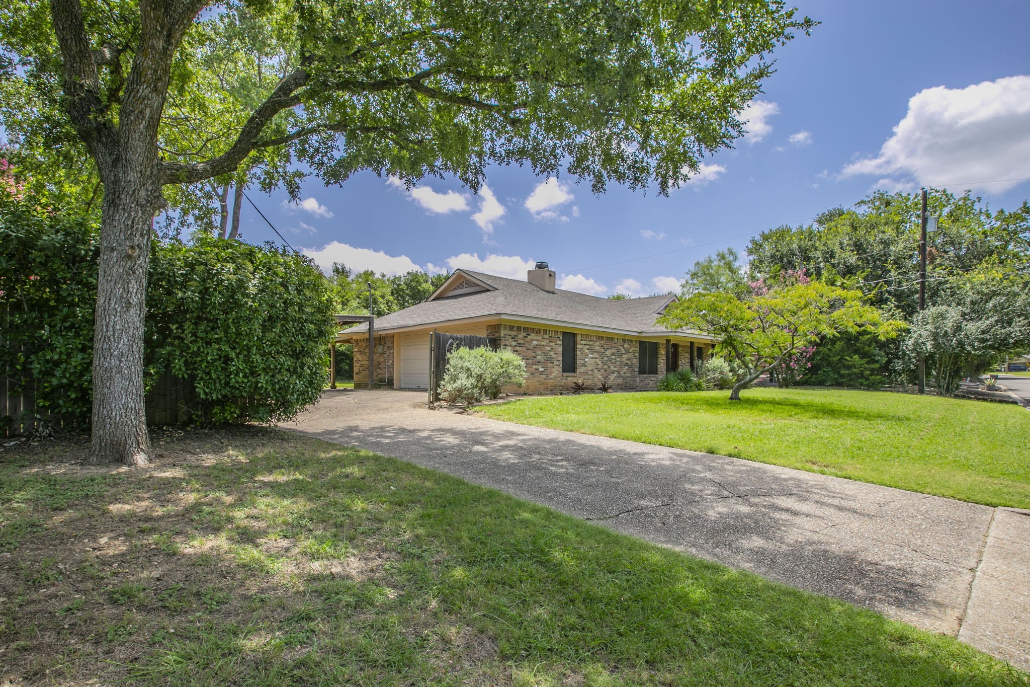 14007 Harbor Drive Woodway TX 76712