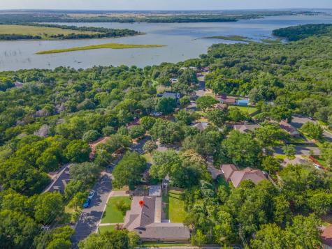 14007 Harbor Drive Woodway TX 76712