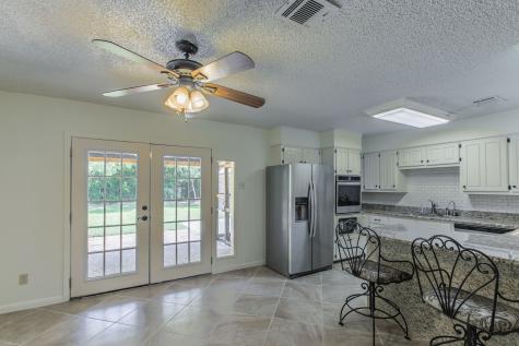 14007 Harbor Drive Woodway TX 76712