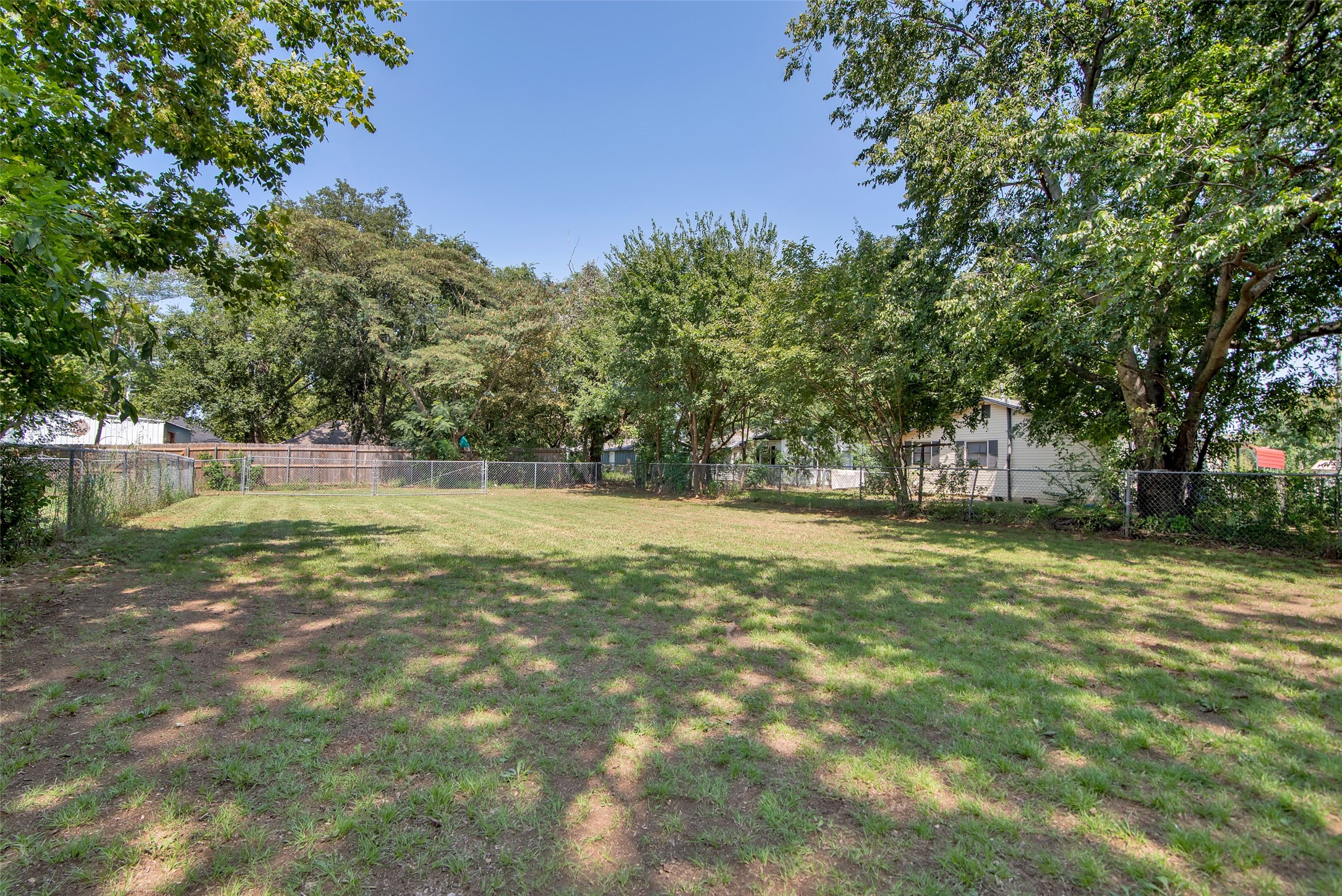 413 North Avenue Whitesboro TX 76273