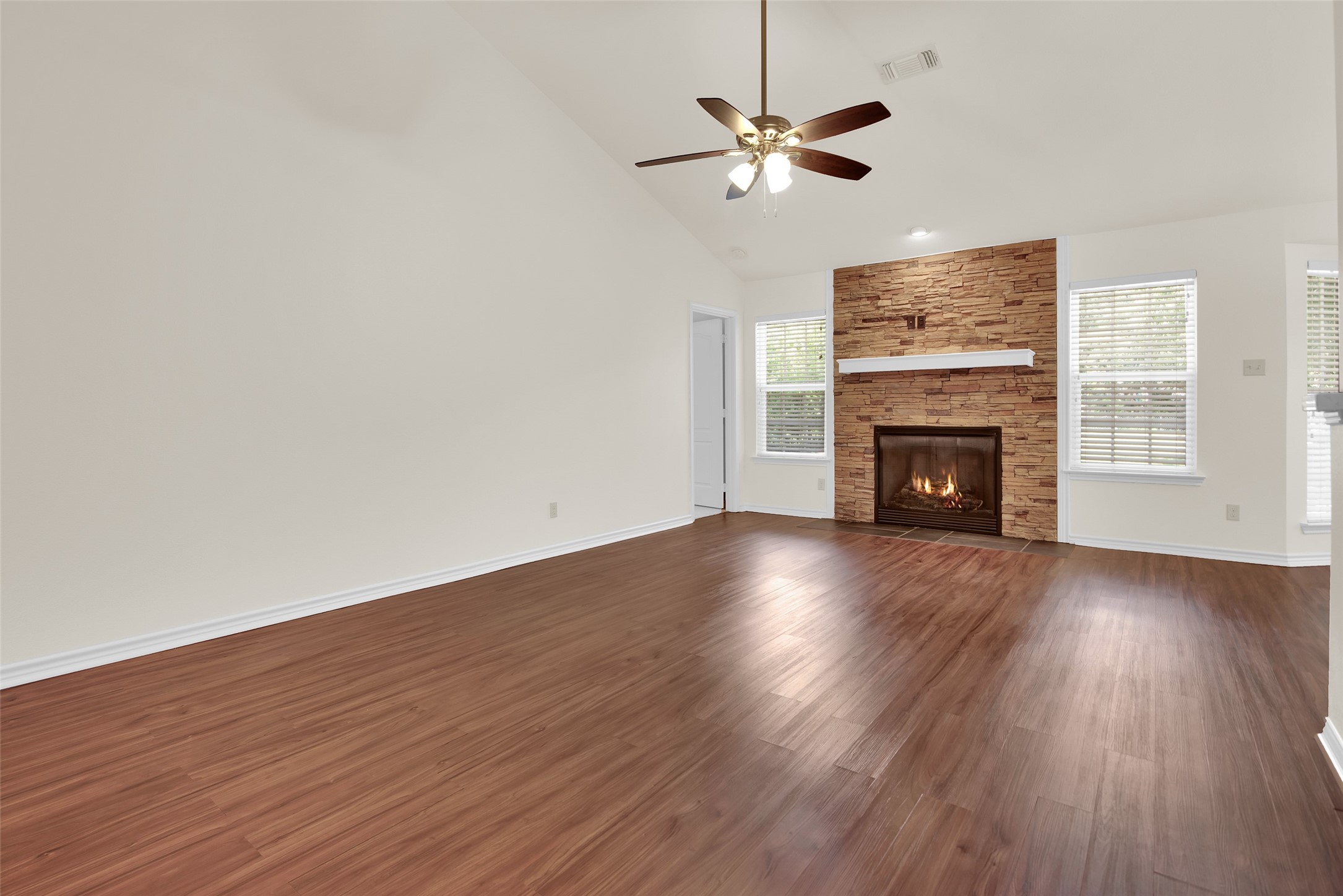 413 North Avenue Whitesboro TX 76273