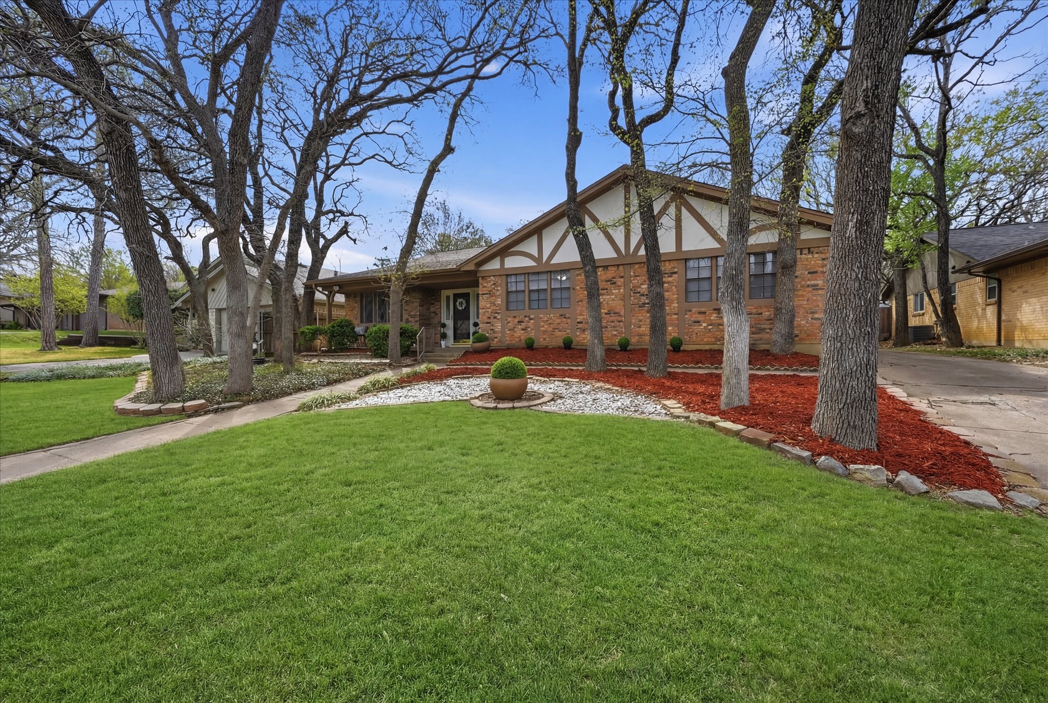 5808 Ridge Drive Arlington TX 76016
