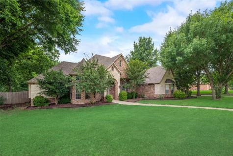 1814 Plum Creek Drive Midlothian TX 76065