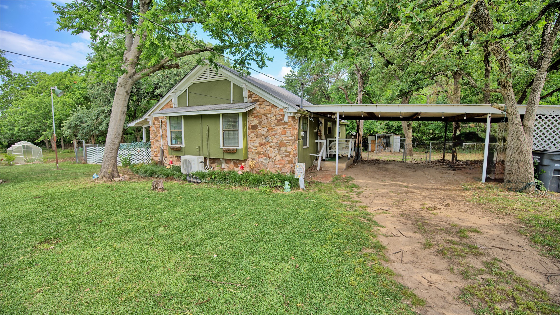 140 Elm Road Nocona TX 76255