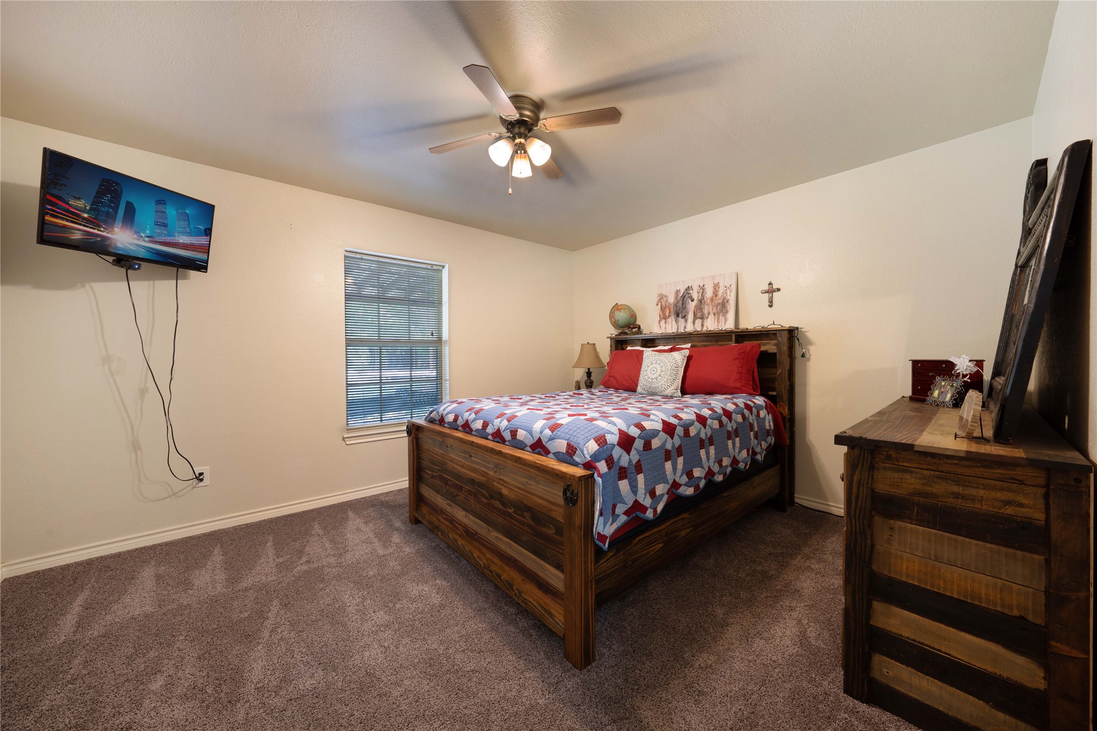 1511 N Walnut Grove Road Midlothian TX 76065