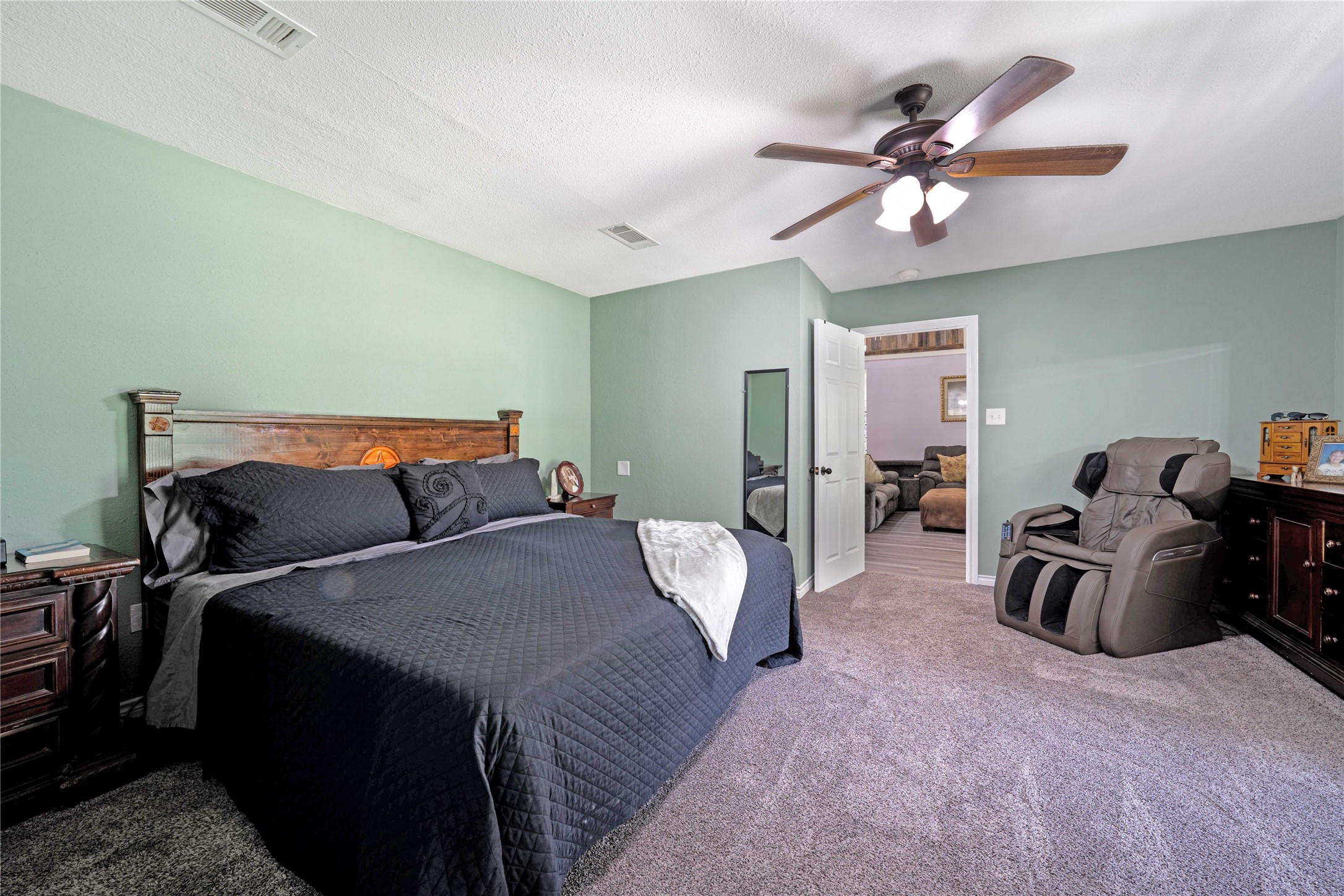 1511 N Walnut Grove Road Midlothian TX 76065