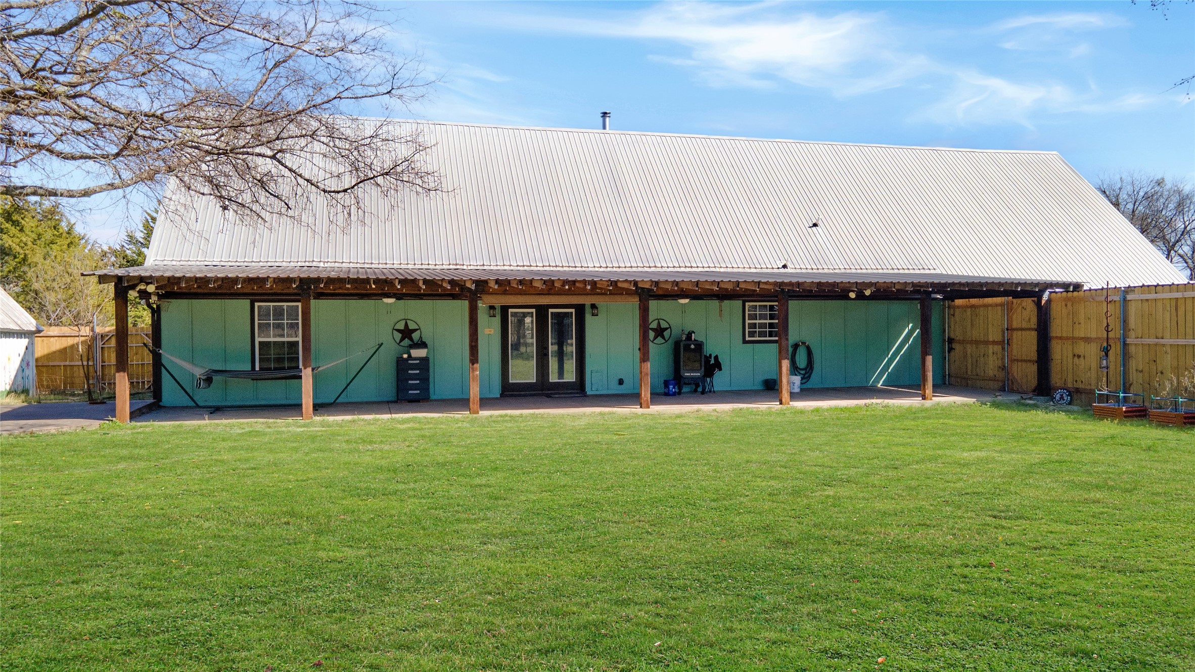 1511 N Walnut Grove Road Midlothian TX 76065