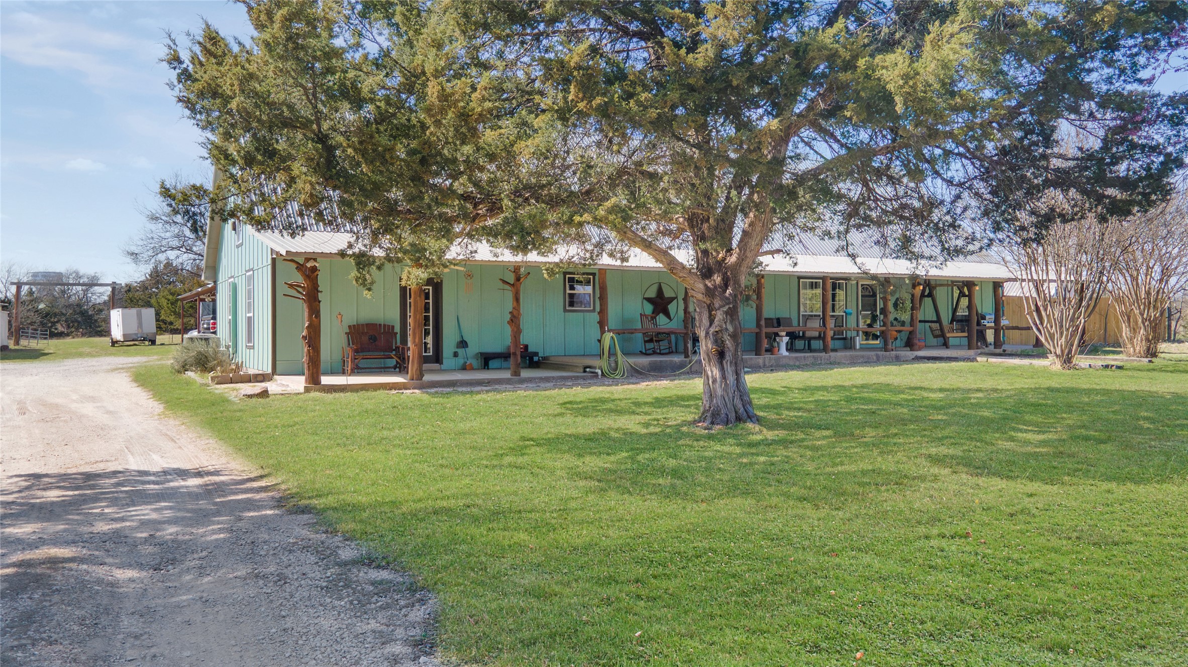 1511 N Walnut Grove Road Midlothian TX 76065