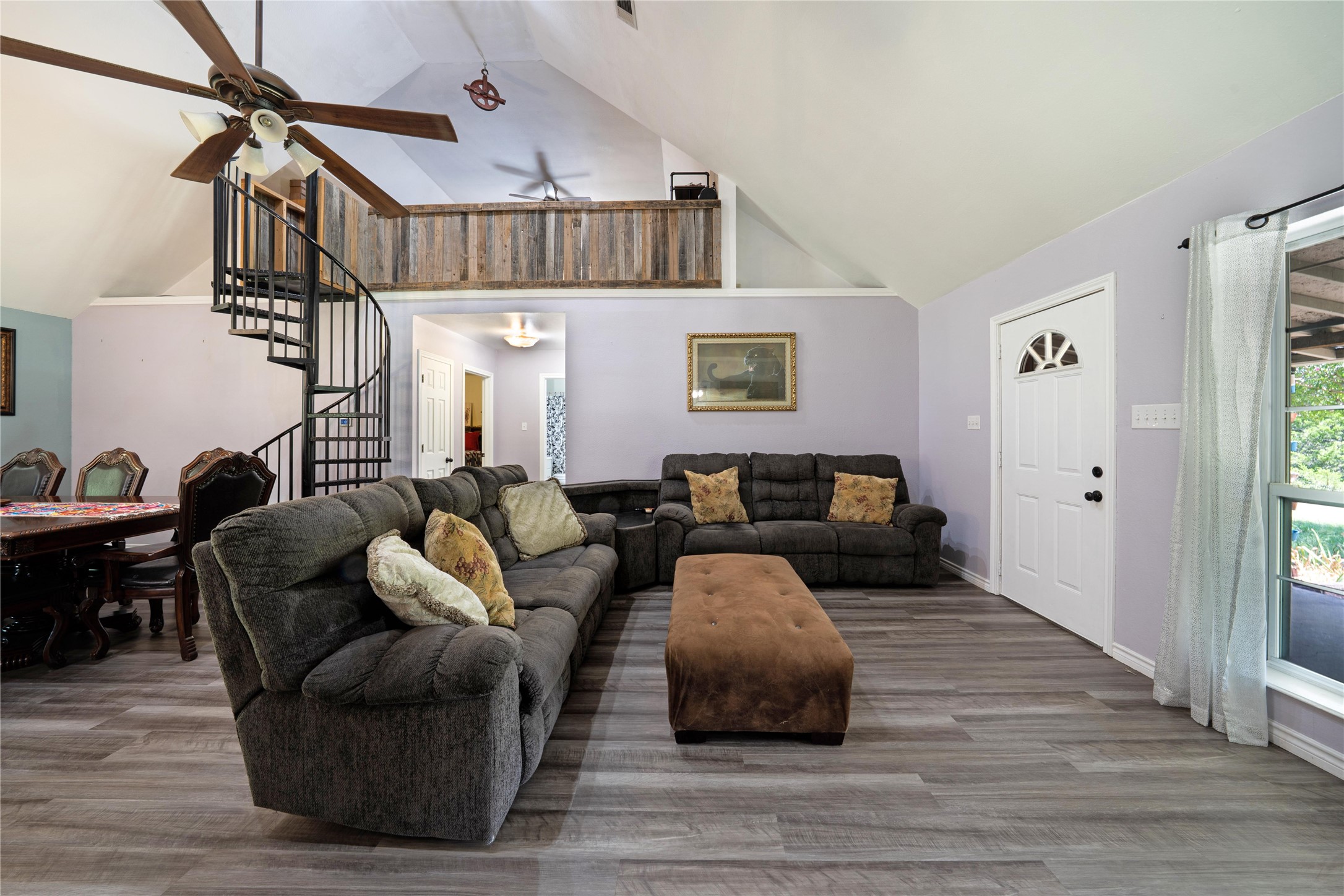 1511 N Walnut Grove Road Midlothian TX 76065