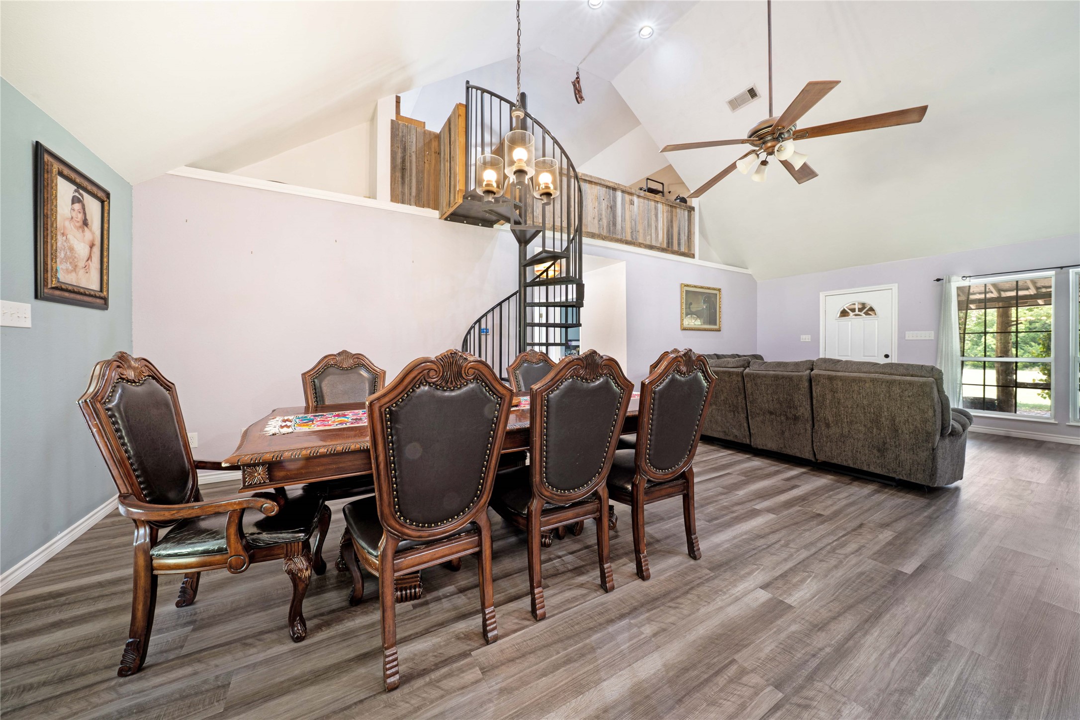1511 N Walnut Grove Road Midlothian TX 76065