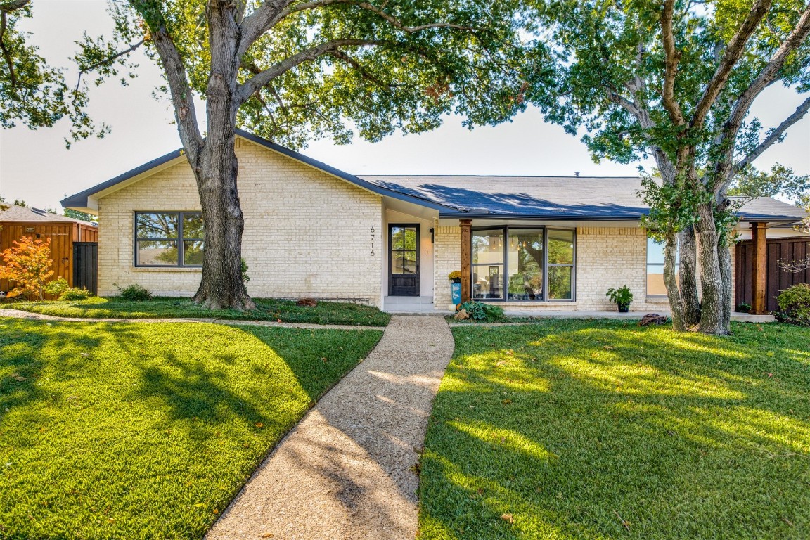 6716 Hillwood Lane Dallas TX 75248