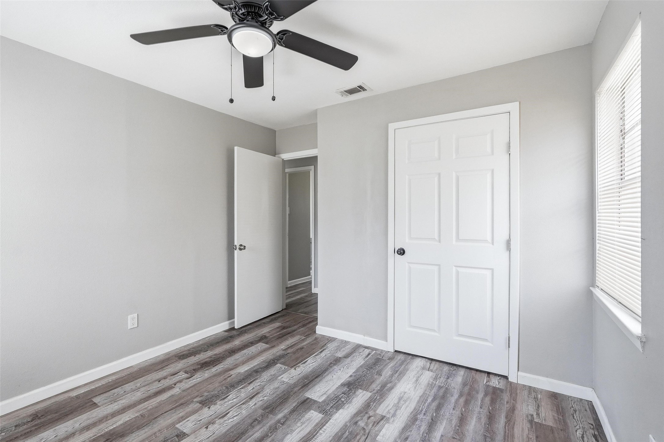 6129 Singing Hills Drive Dallas TX 75241
