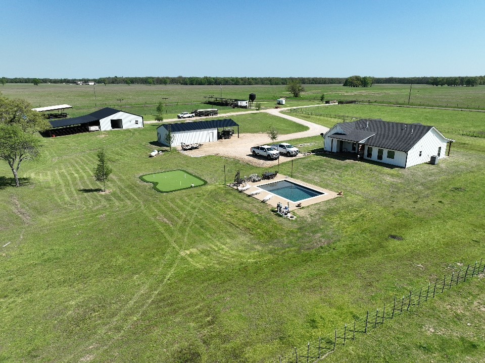 633 County Road 44550 Paris TX 75462