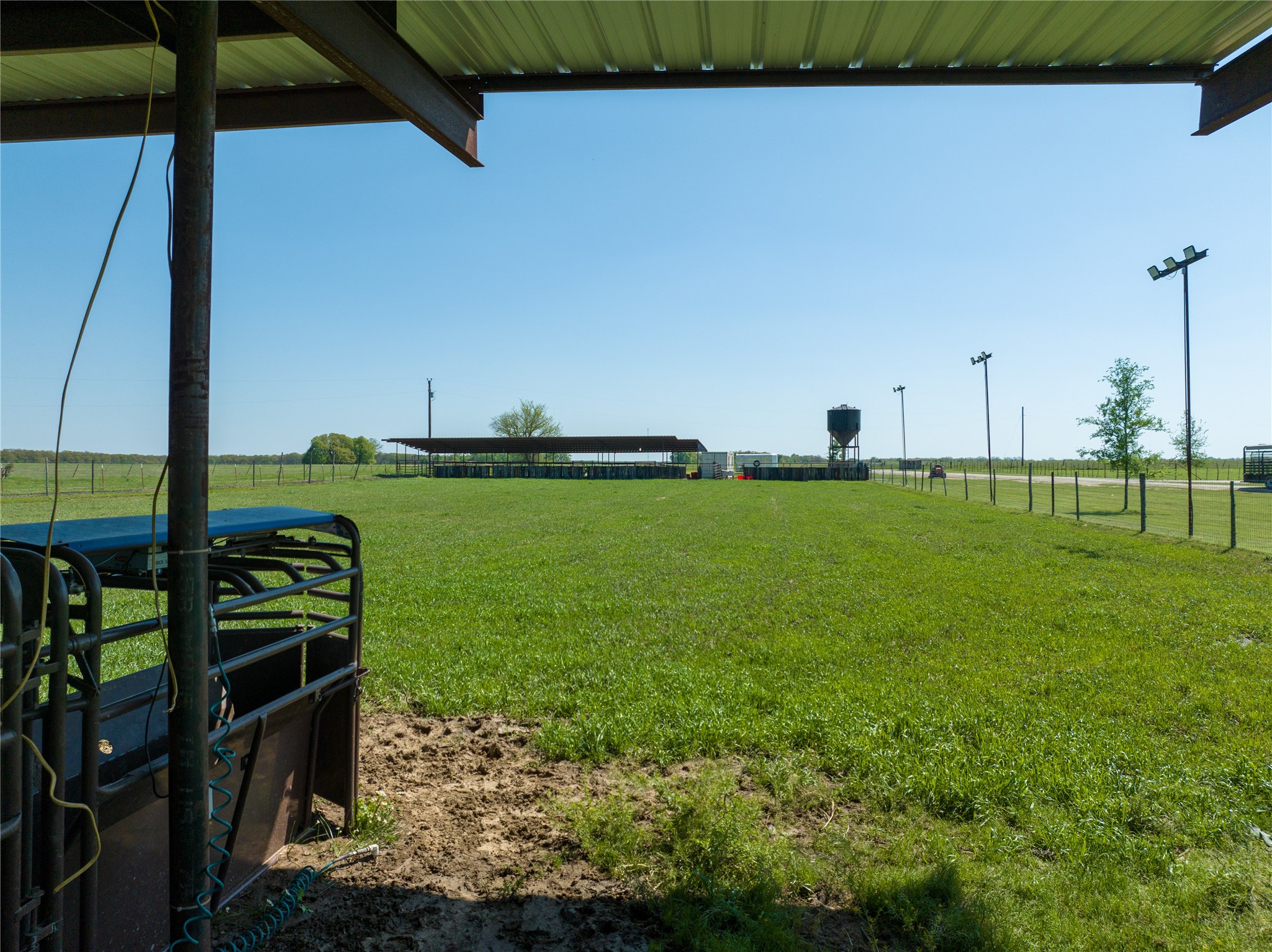 633 County Road 44550 Paris TX 75462
