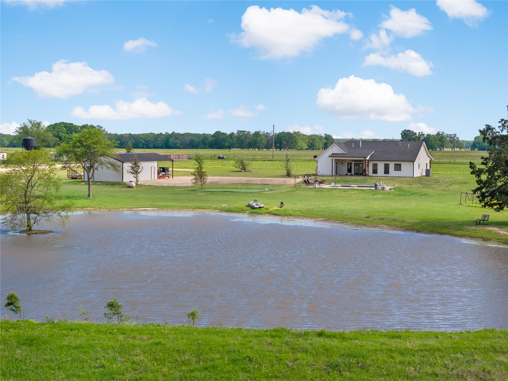 633 County Road 44550 Paris TX 75462