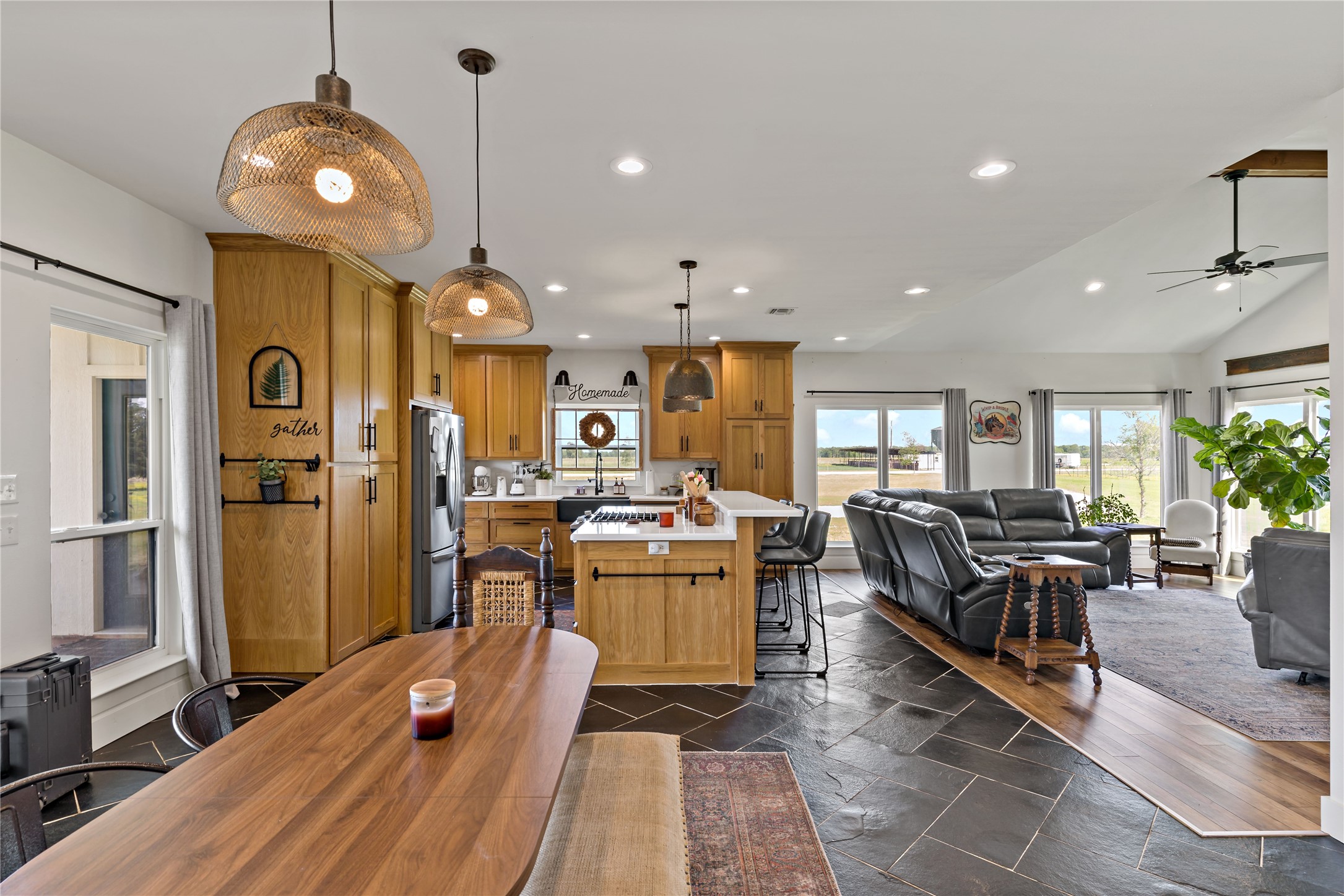633 County Road 44550 Paris TX 75462
