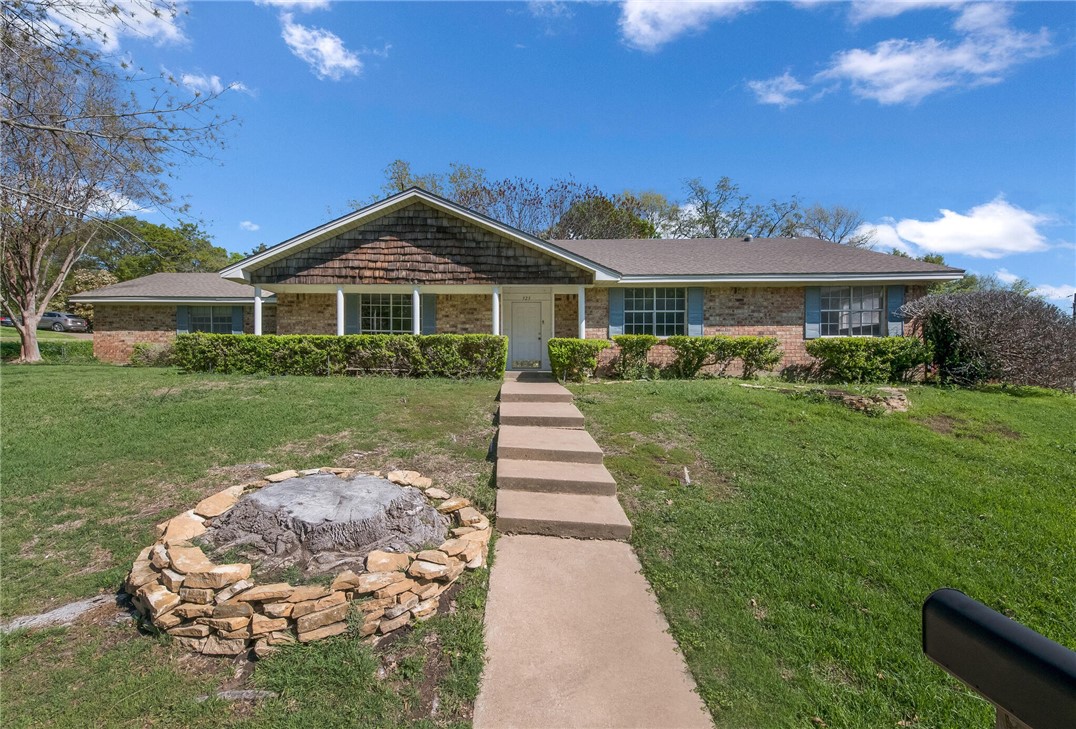 929 Sleepy Hollow Road Woodway TX 76712
