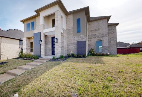 416 Newpark Desoto TX 75115
