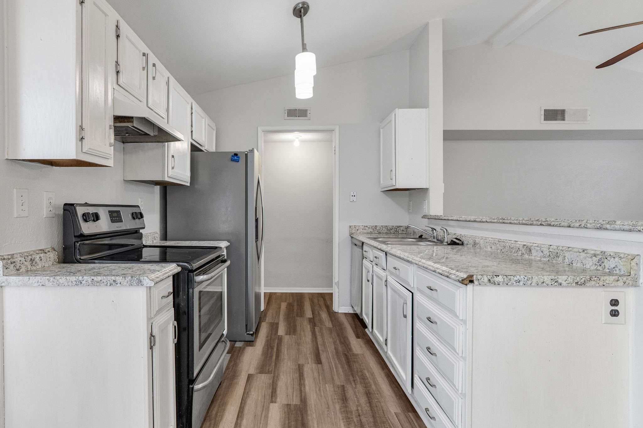 4627 Chapman Street The Colony TX 75056