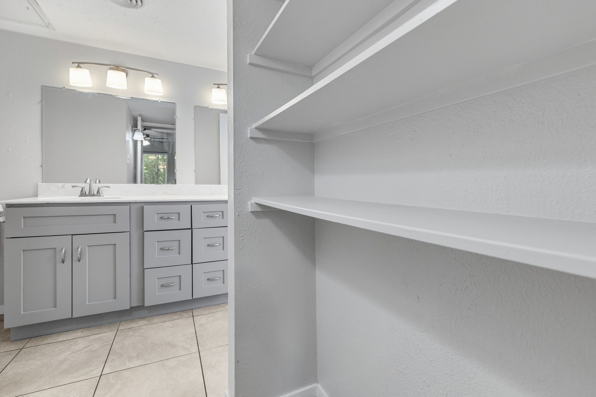 4627 Chapman Street The Colony TX 75056