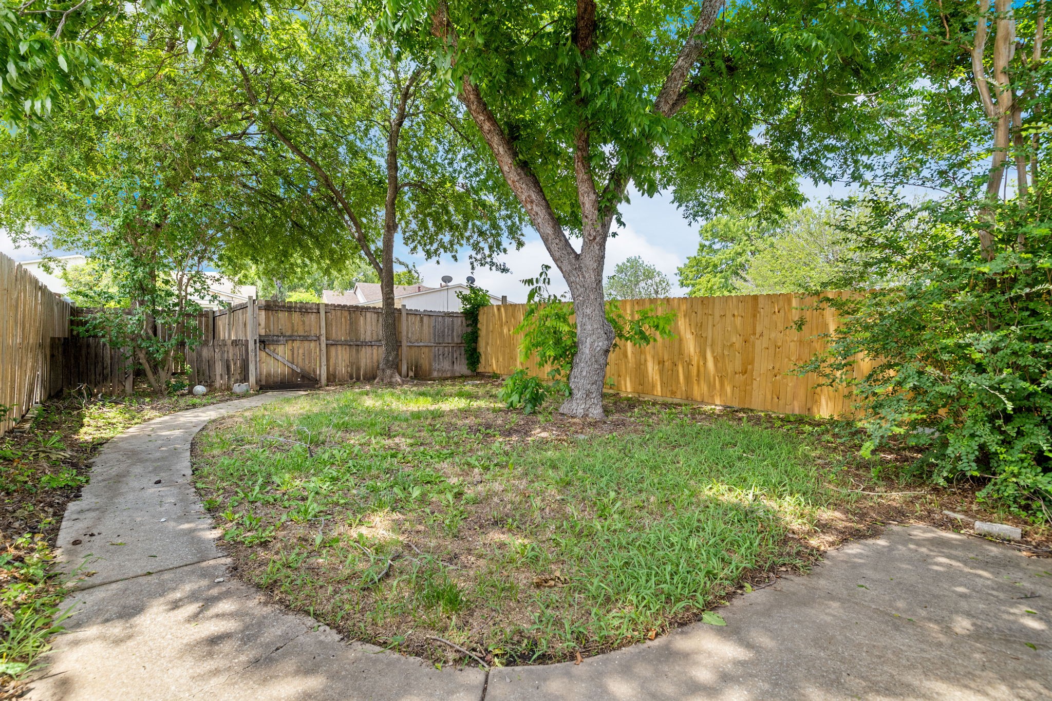 4627 Chapman Street The Colony TX 75056
