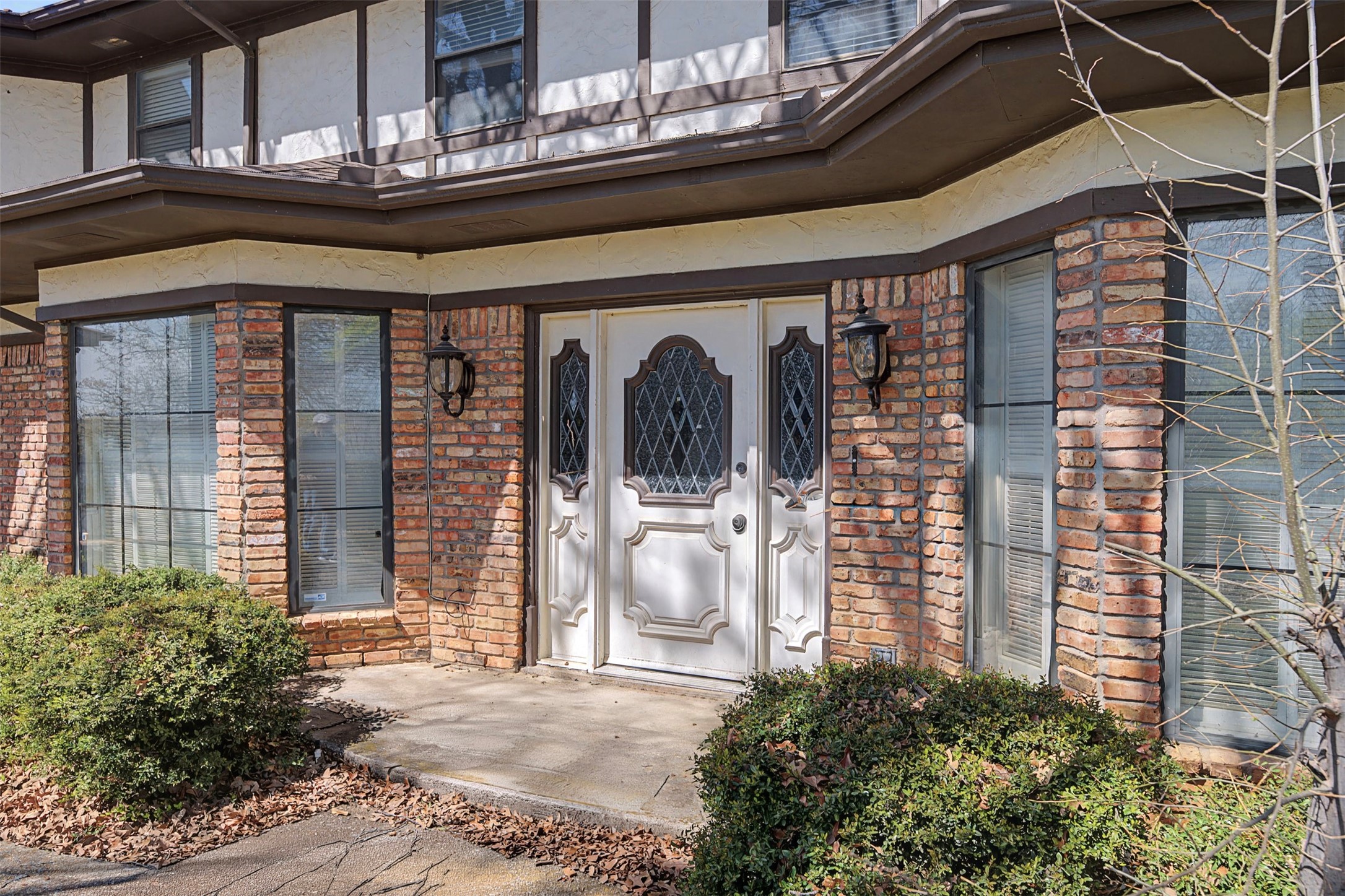 1434 Crownhill Drive Arlington TX 76012