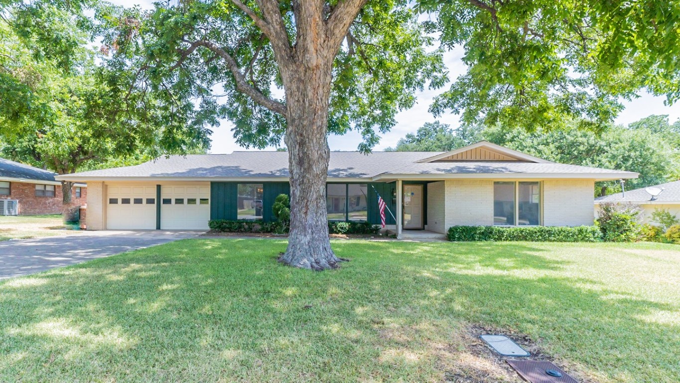 3724 Wharton Drive Fort Worth TX 76133
