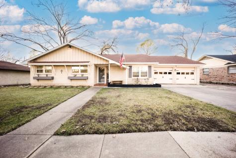1205 Red Oak Street Ennis TX 75119