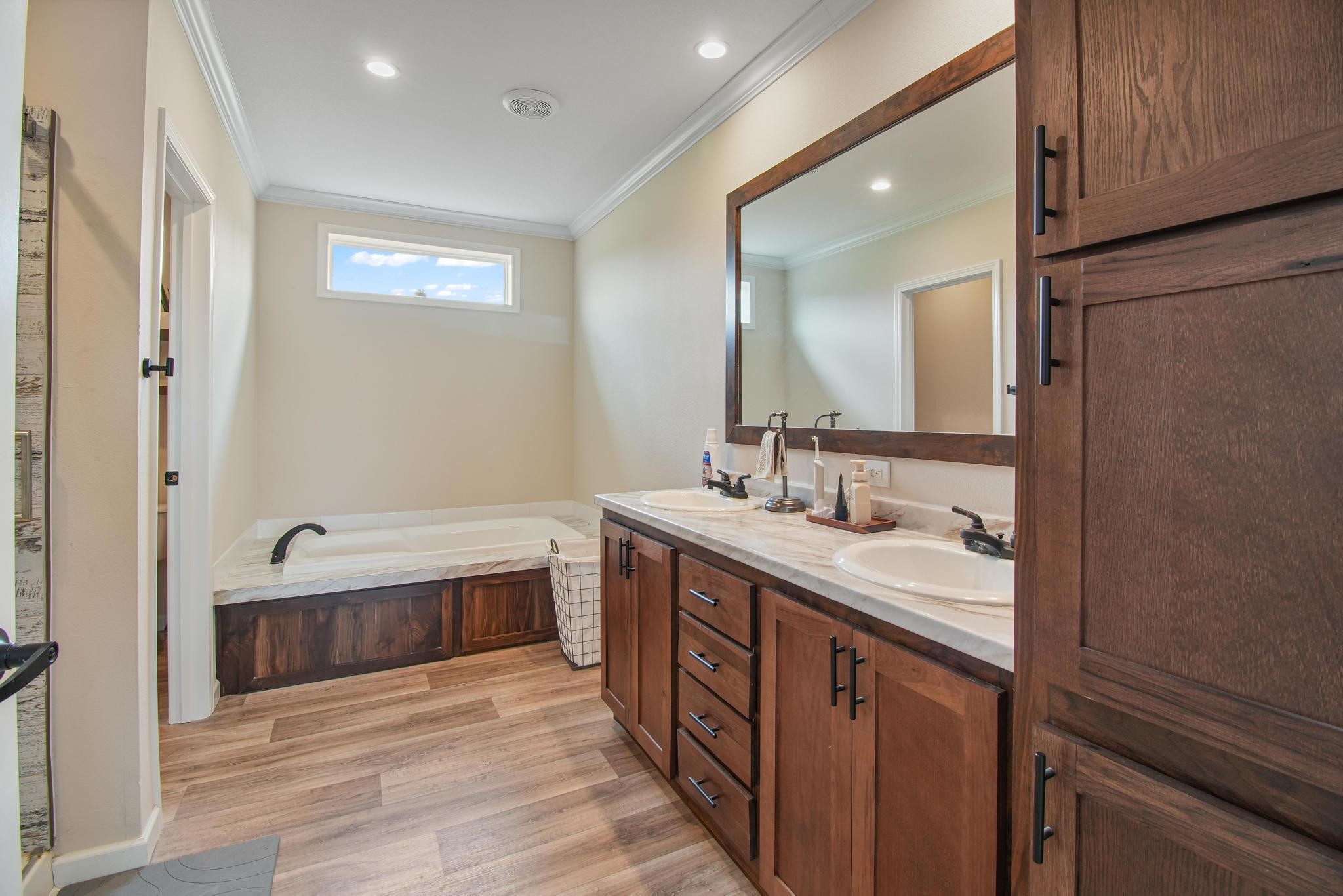 11074 W 64 Highway Overton TX 75684