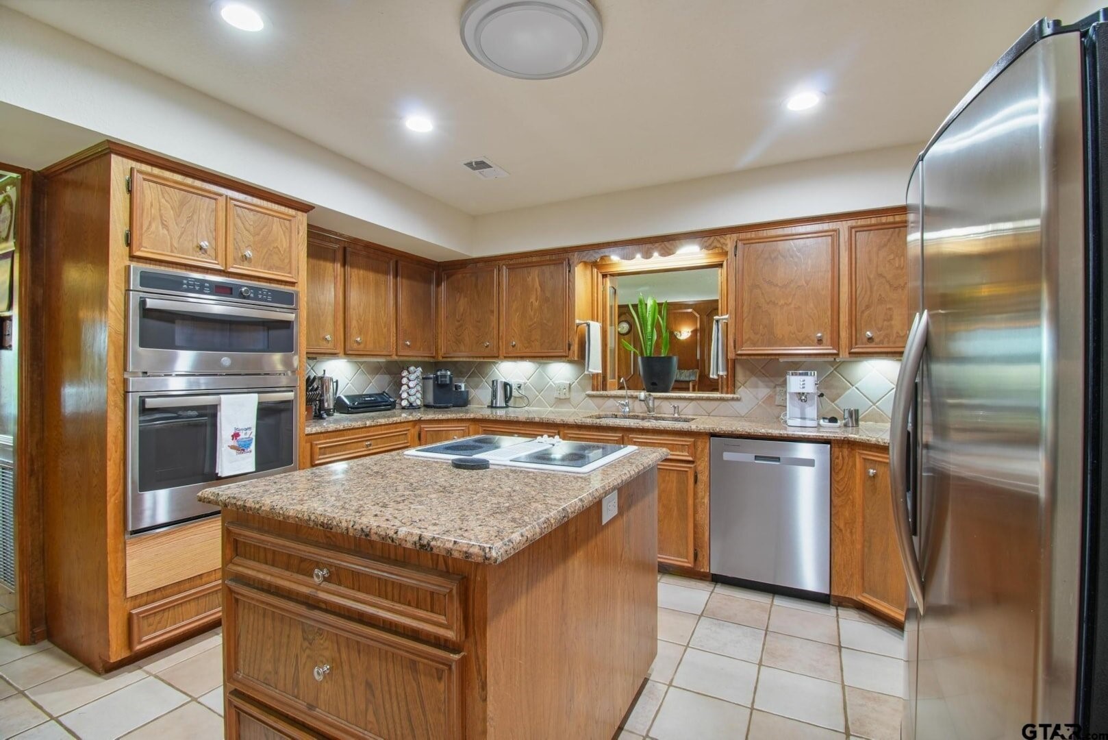 11074 W 64 Highway Overton TX 75684