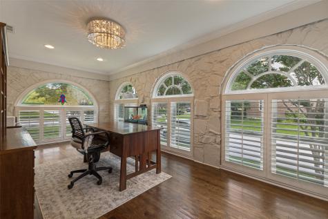 5946 Mercedes Avenue Dallas TX 75206