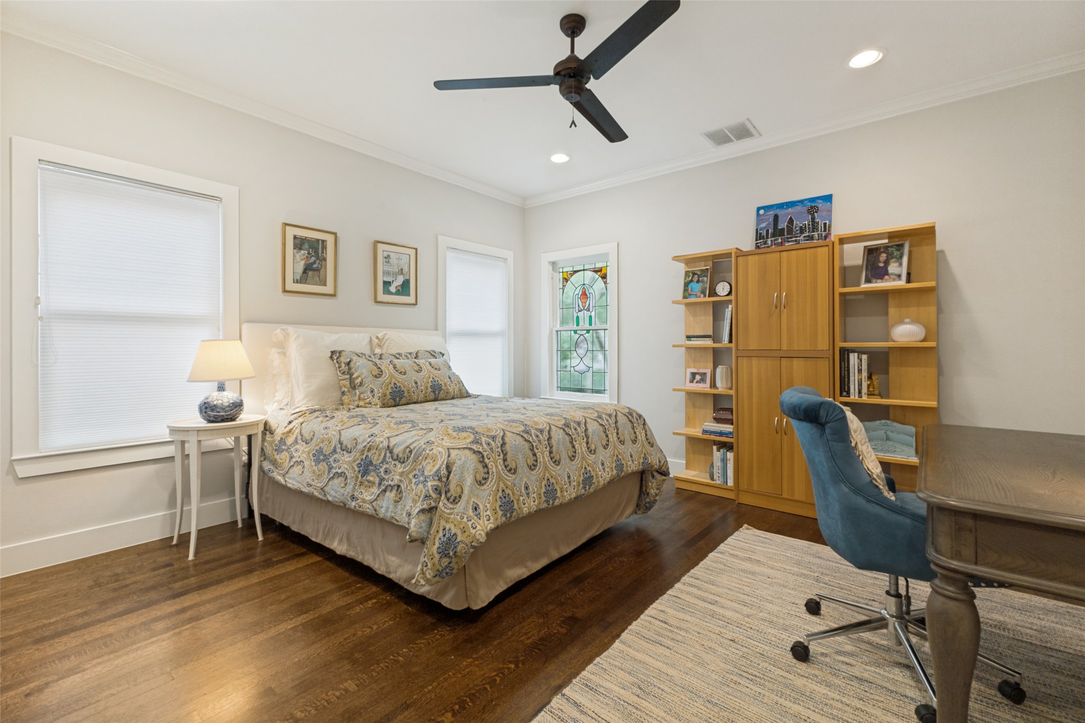 5946 Mercedes Avenue Dallas TX 75206