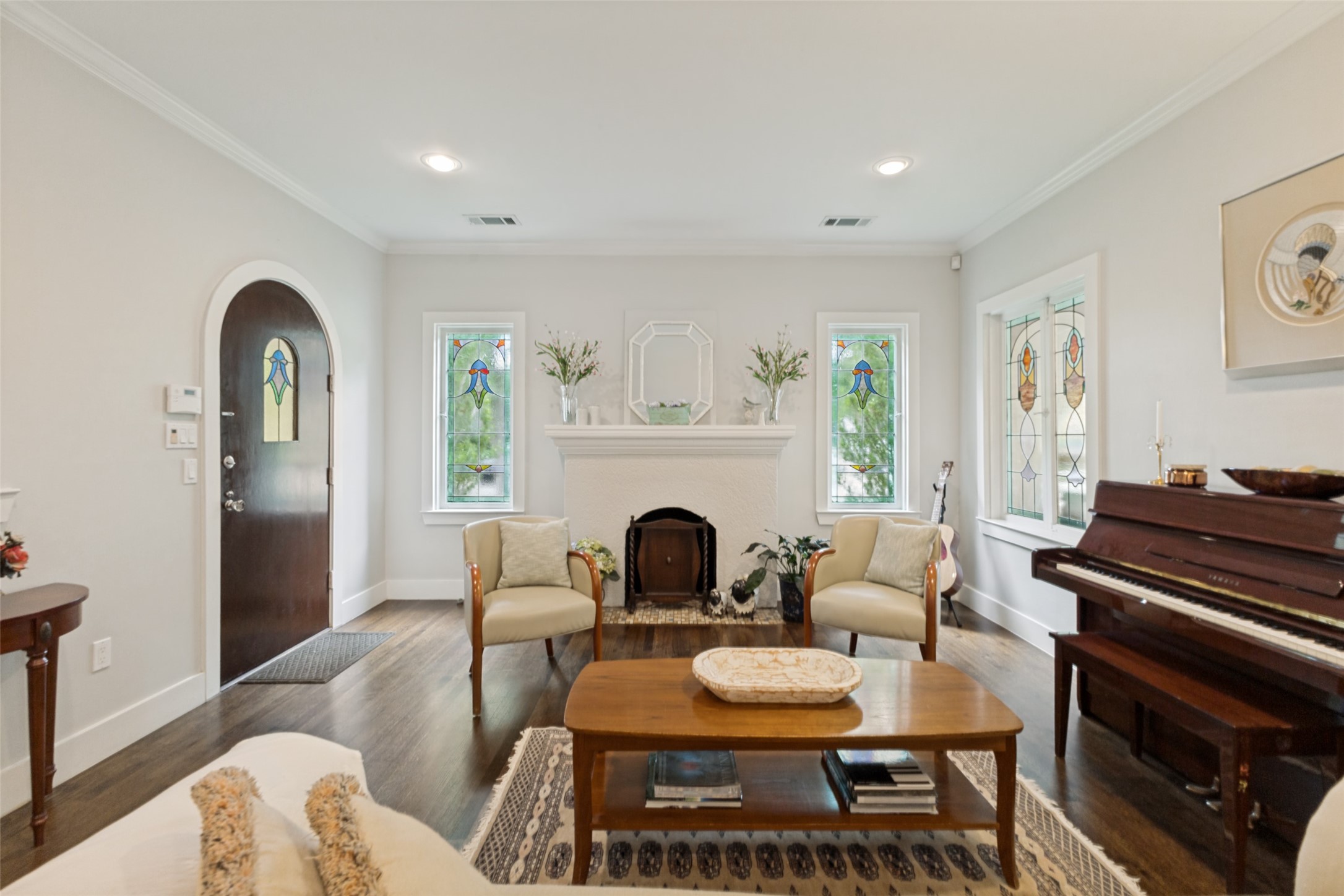 5946 Mercedes Avenue Dallas TX 75206