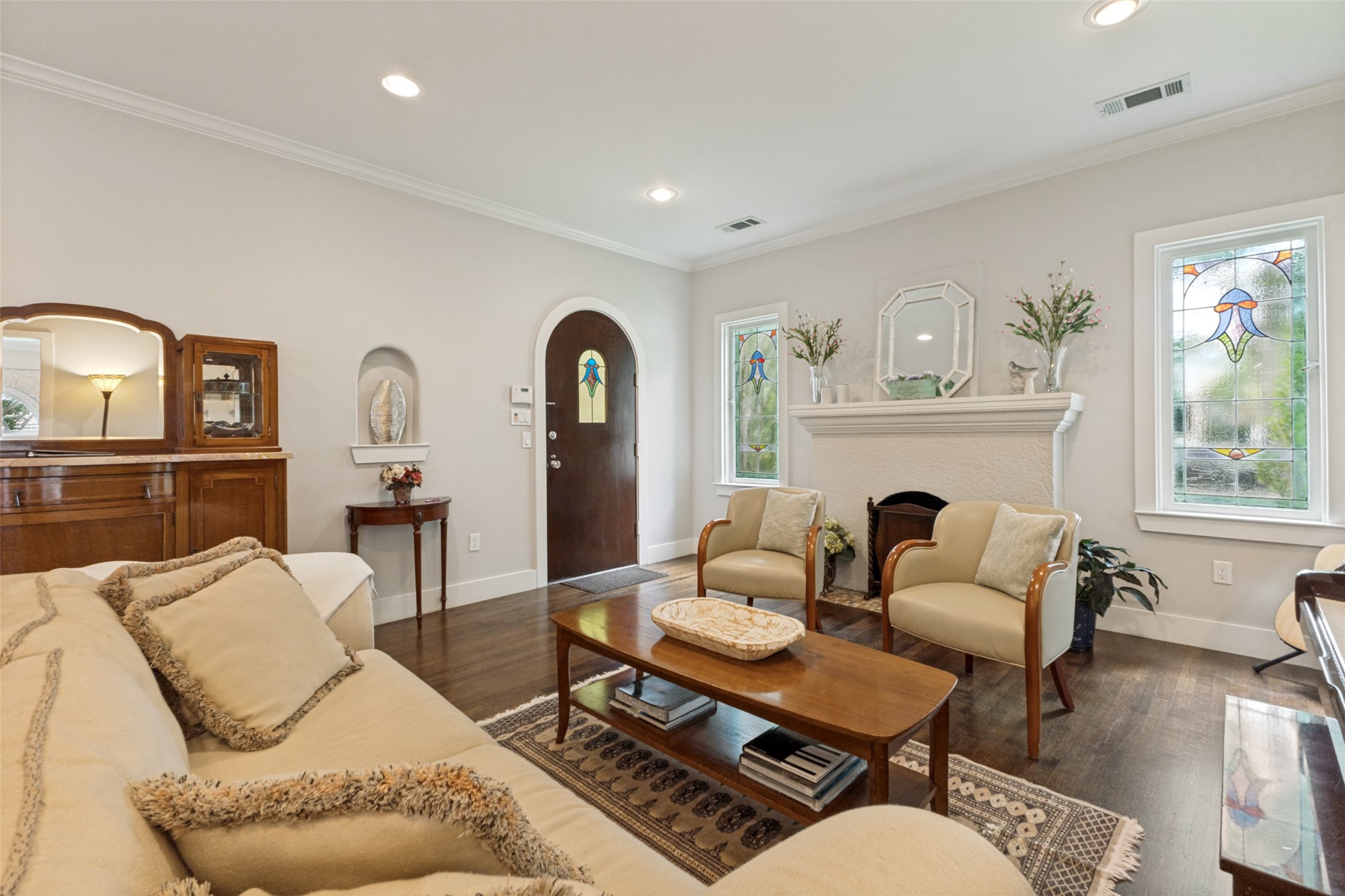 5946 Mercedes Avenue Dallas TX 75206
