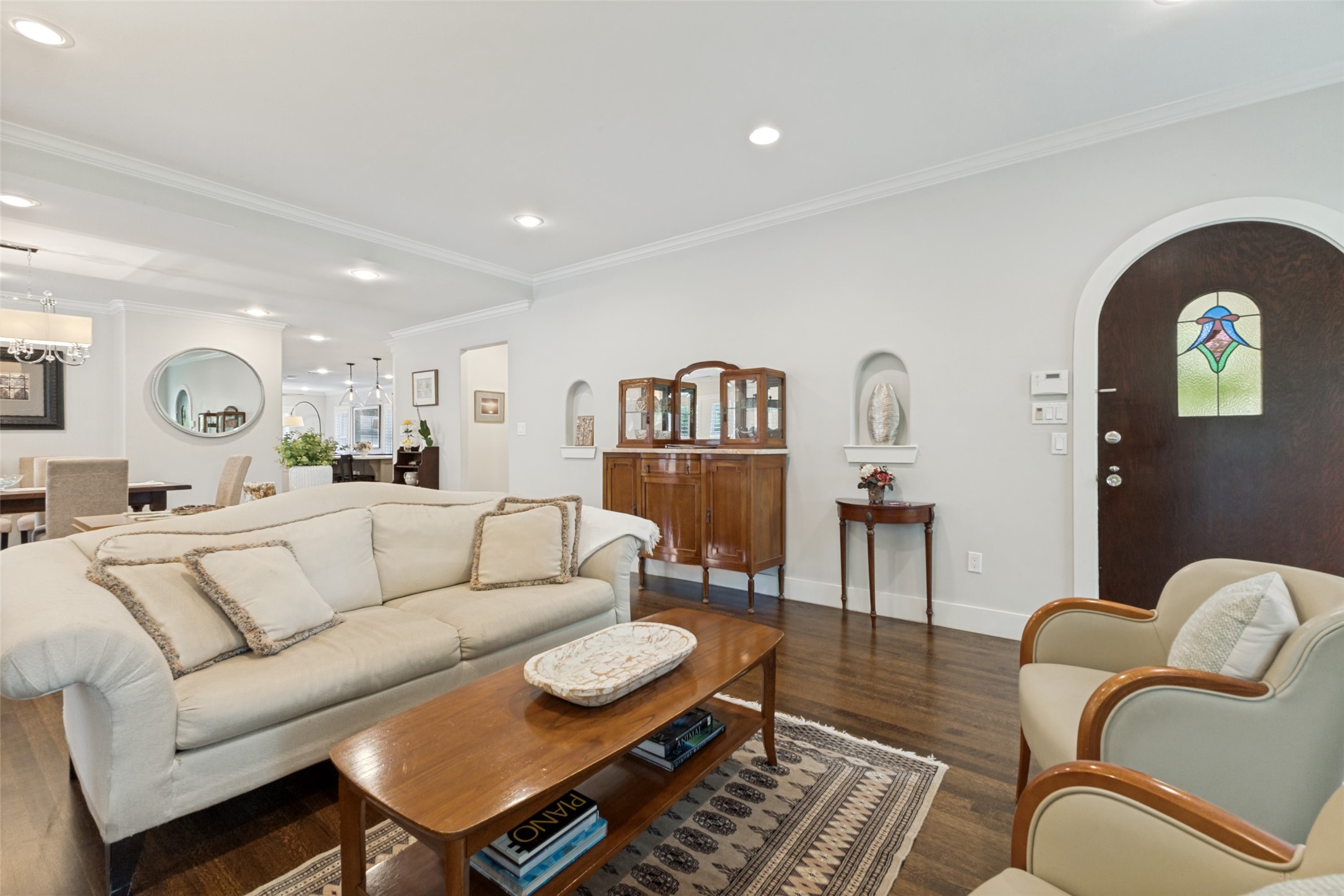 5946 Mercedes Avenue Dallas TX 75206