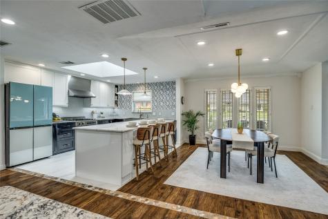 7148 Roundrock Road Dallas TX 75248