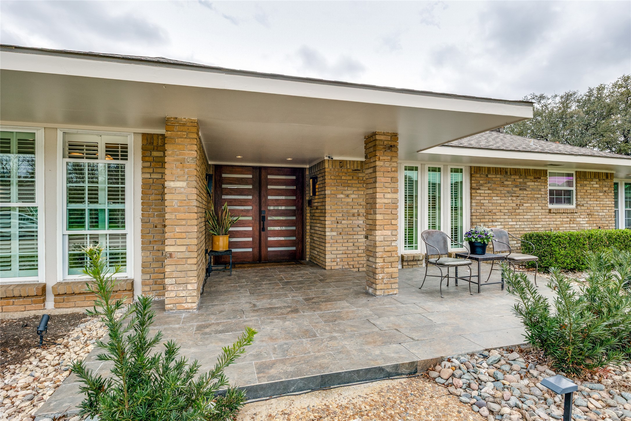 7148 Roundrock Road Dallas TX 75248