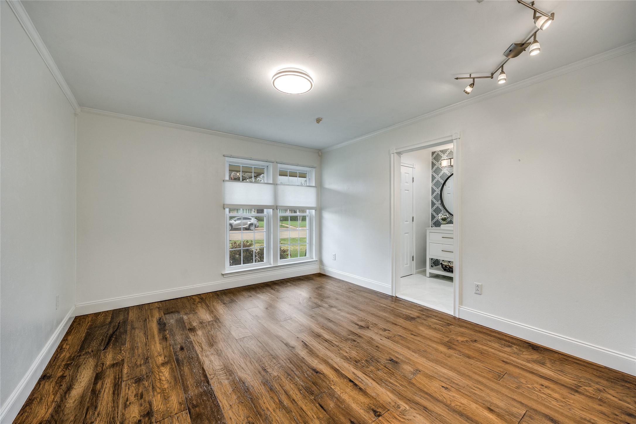 7148 Roundrock Road Dallas TX 75248