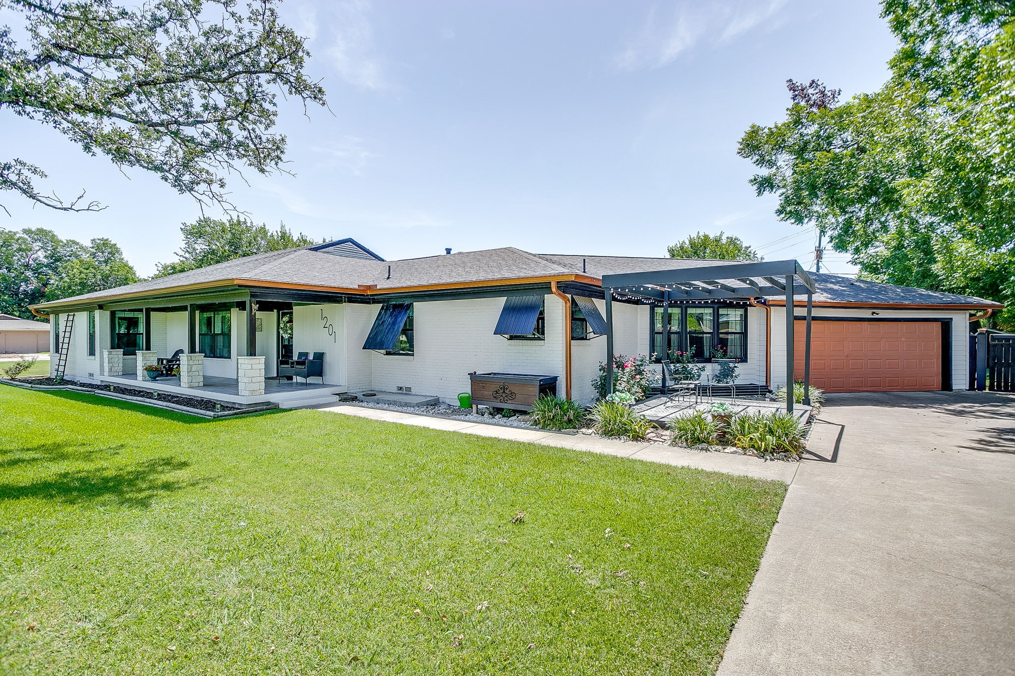 1201 W Westhill Drive Cleburne TX 76033