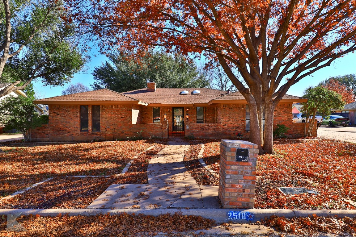 2510 Woodlake Drive Abilene TX 79606