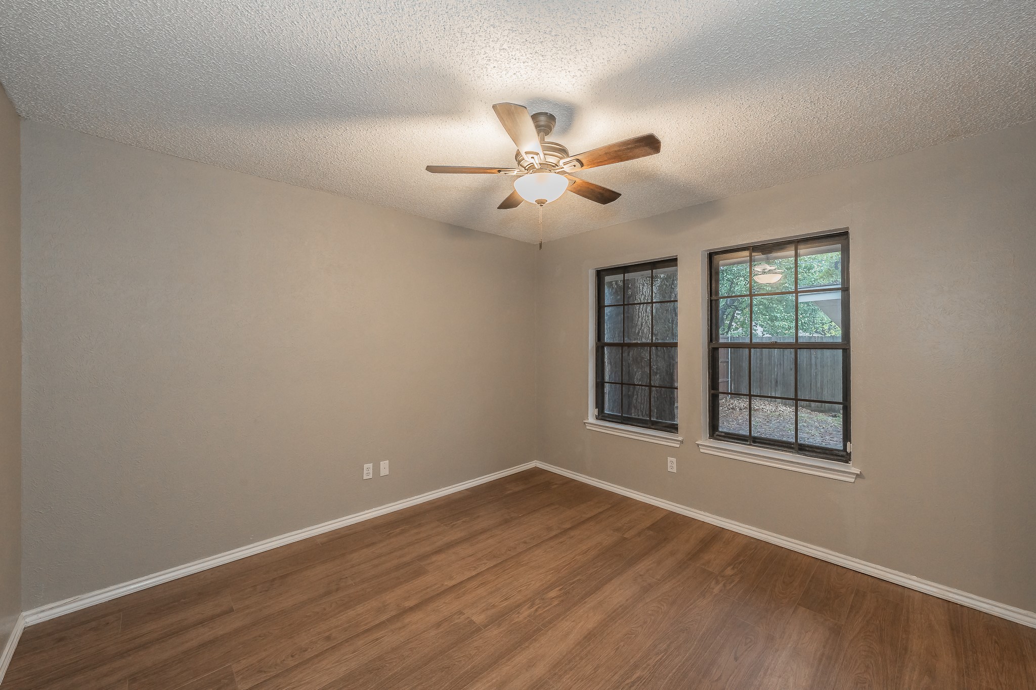 917 Bucknell Drive Arlington TX 76012