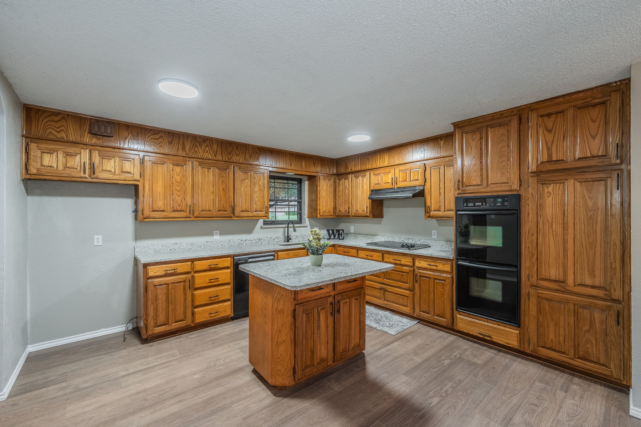 917 Bucknell Drive Arlington TX 76012